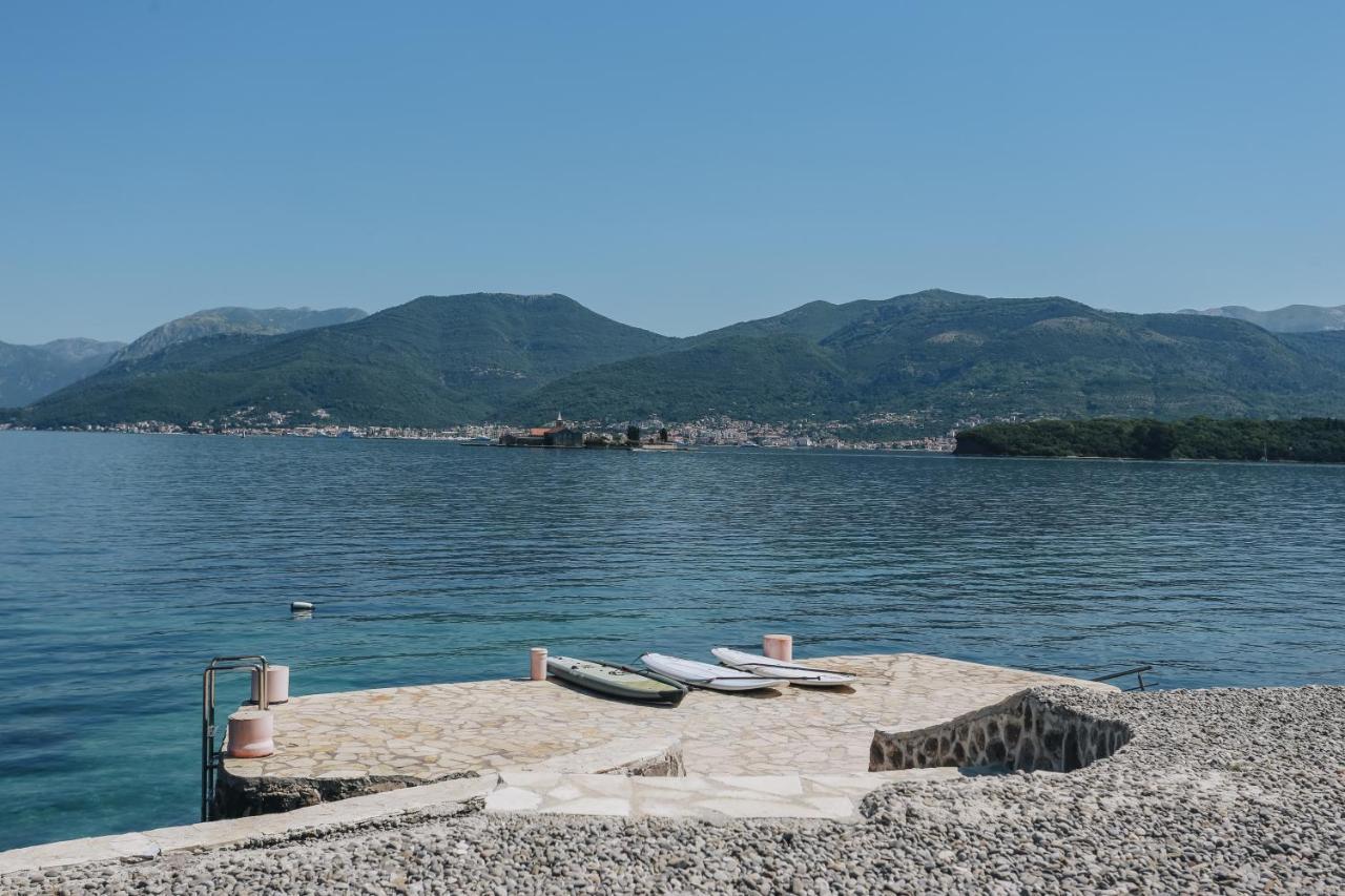 Villa Semiramis Tivat Buitenkant foto